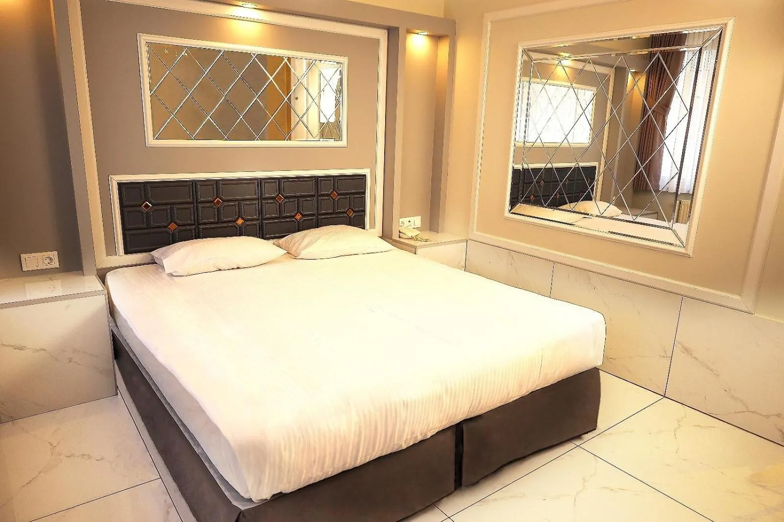 Bakirkoy Tashan Business & Airport Hotel contacts